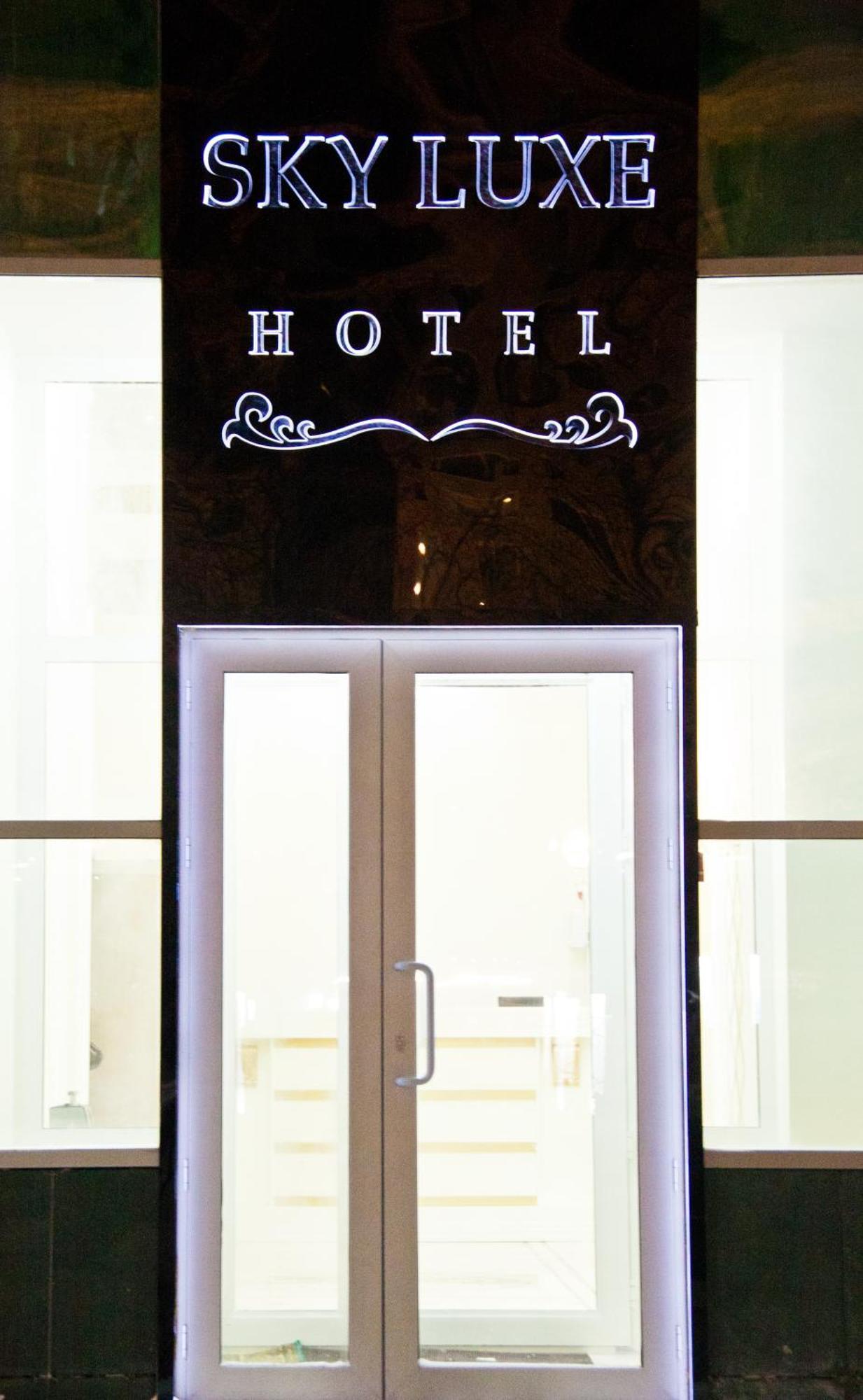 Sky Luxe Hotel Astana Exterior foto